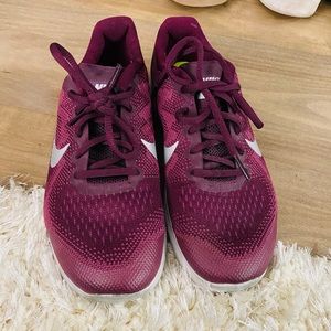 Nike shoes size 5.5Y